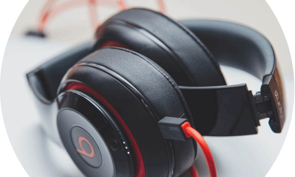  The Best Electronic Gifts to Give at Christmas